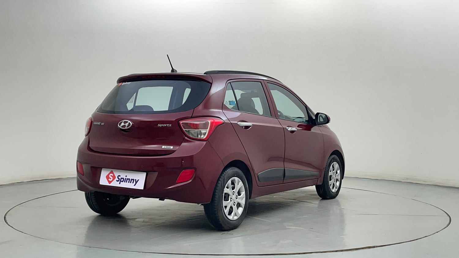 Used 2013 Hyundai Grand i10 Sportz 1.1 CRDi Diesel Manual exterior RIGHT REAR CORNER VIEW