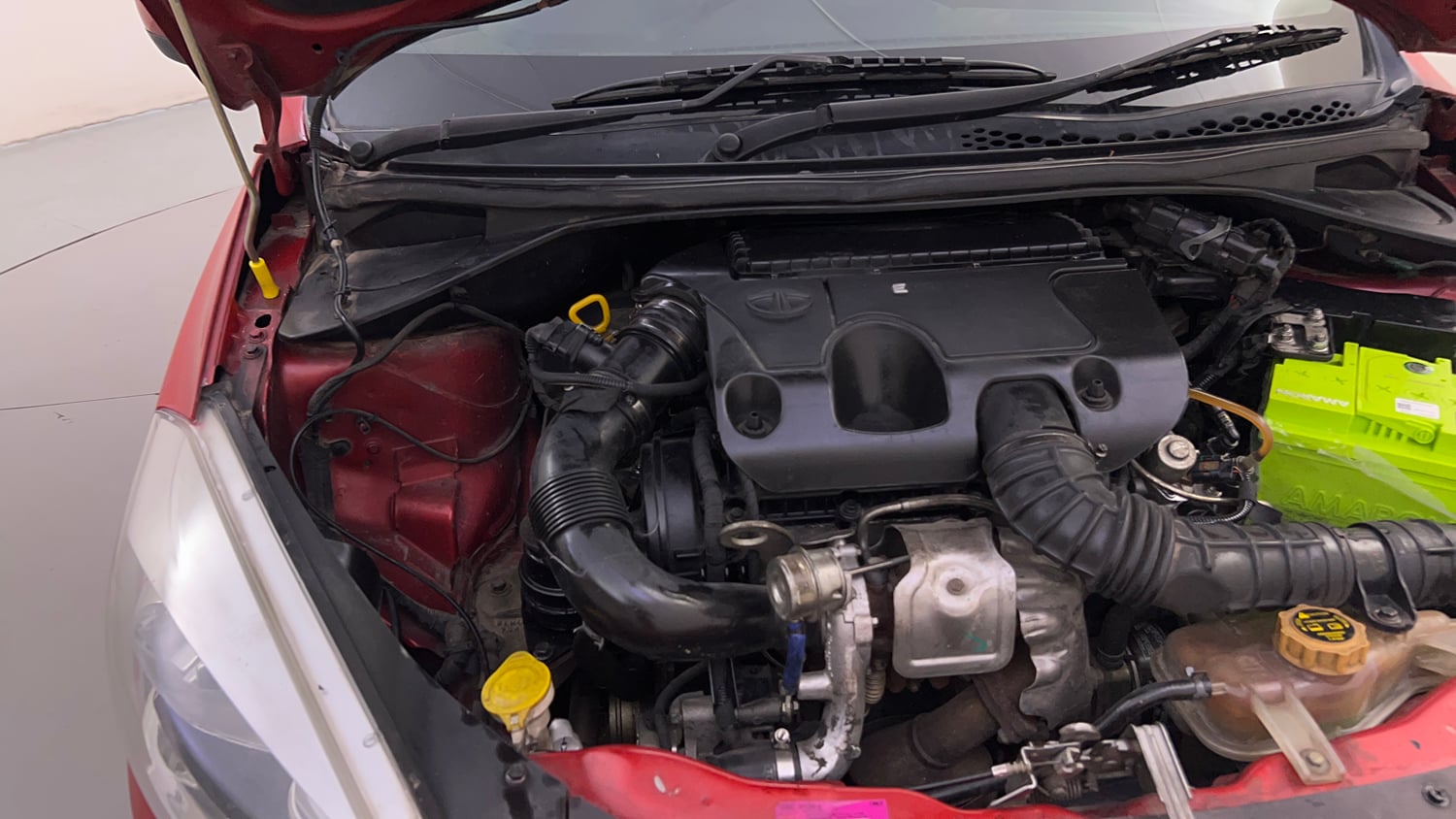 Used 2017 Tata Tiago Revotorq XT Diesel Manual engine ENGINE RIGHT SIDE HINGE & APRON VIEW