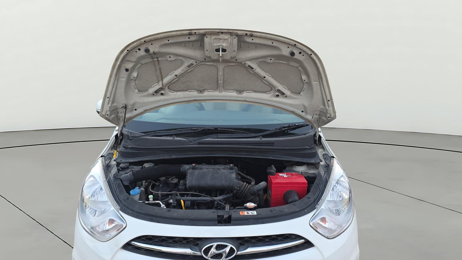 Used 2013 Hyundai i10 Sportz 1.2 Kappa2 Petrol Manual engine ENGINE & BONNET OPEN FRONT VIEW