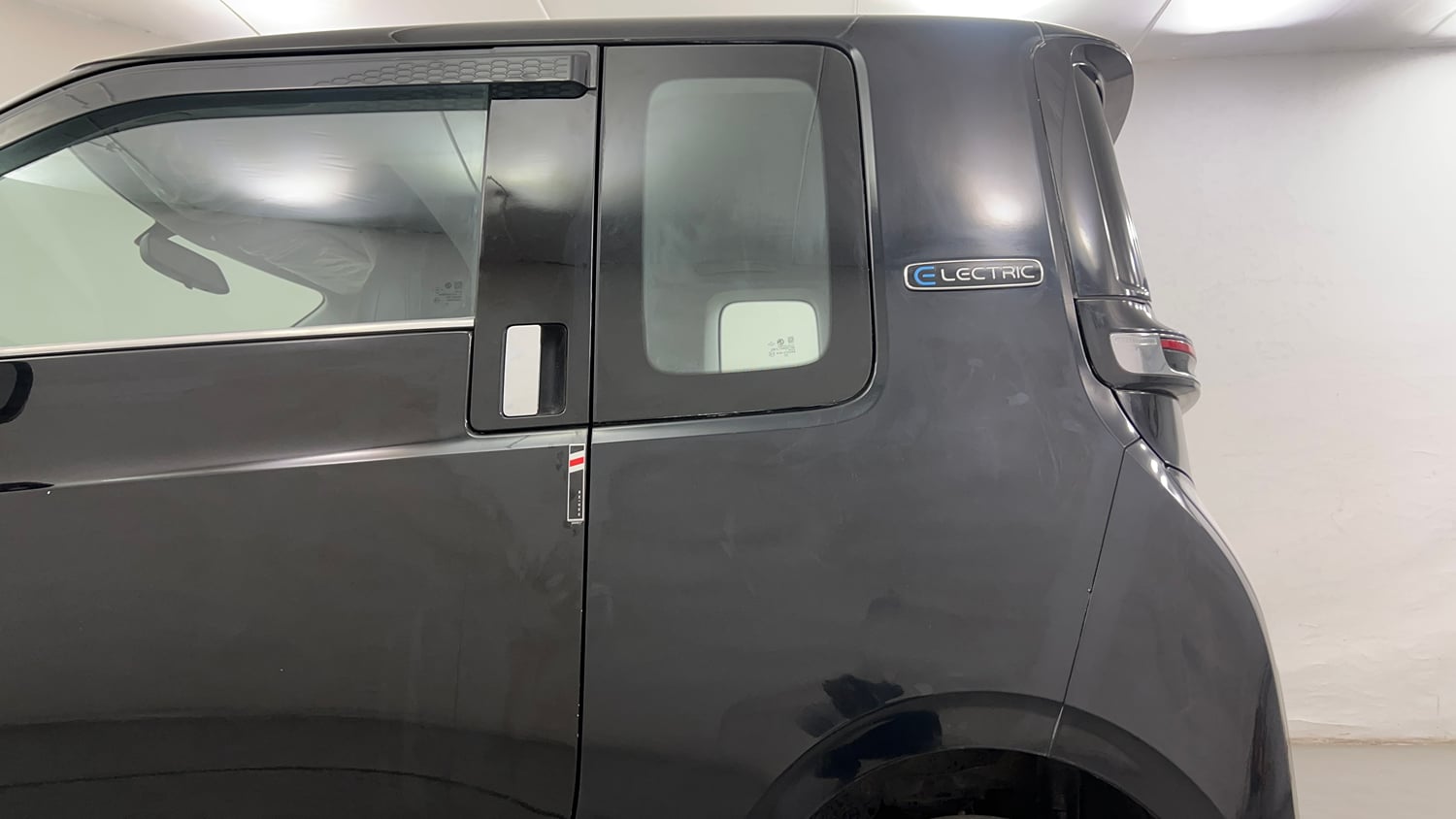 Used 2024 MG Motors Comet EV Excite Electric Automatic interior LEFT REAR DOOR OPEN VIEW