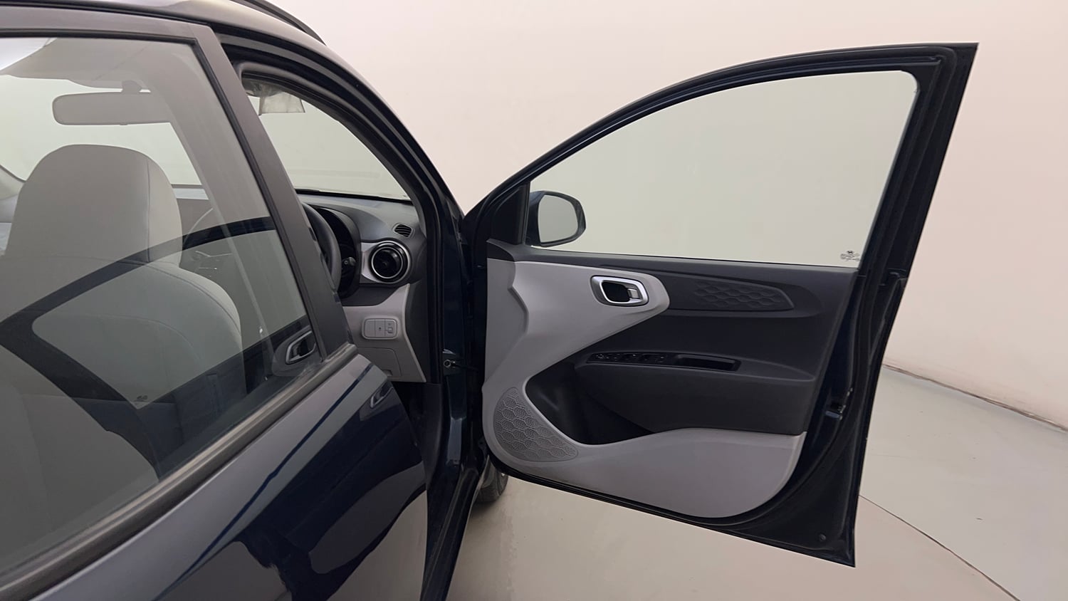 Used 2023 Hyundai Grand i10 Nios Sportz 1.2 Kappa VTVT Petrol Manual interior RIGHT FRONT DOOR OPEN VIEW
