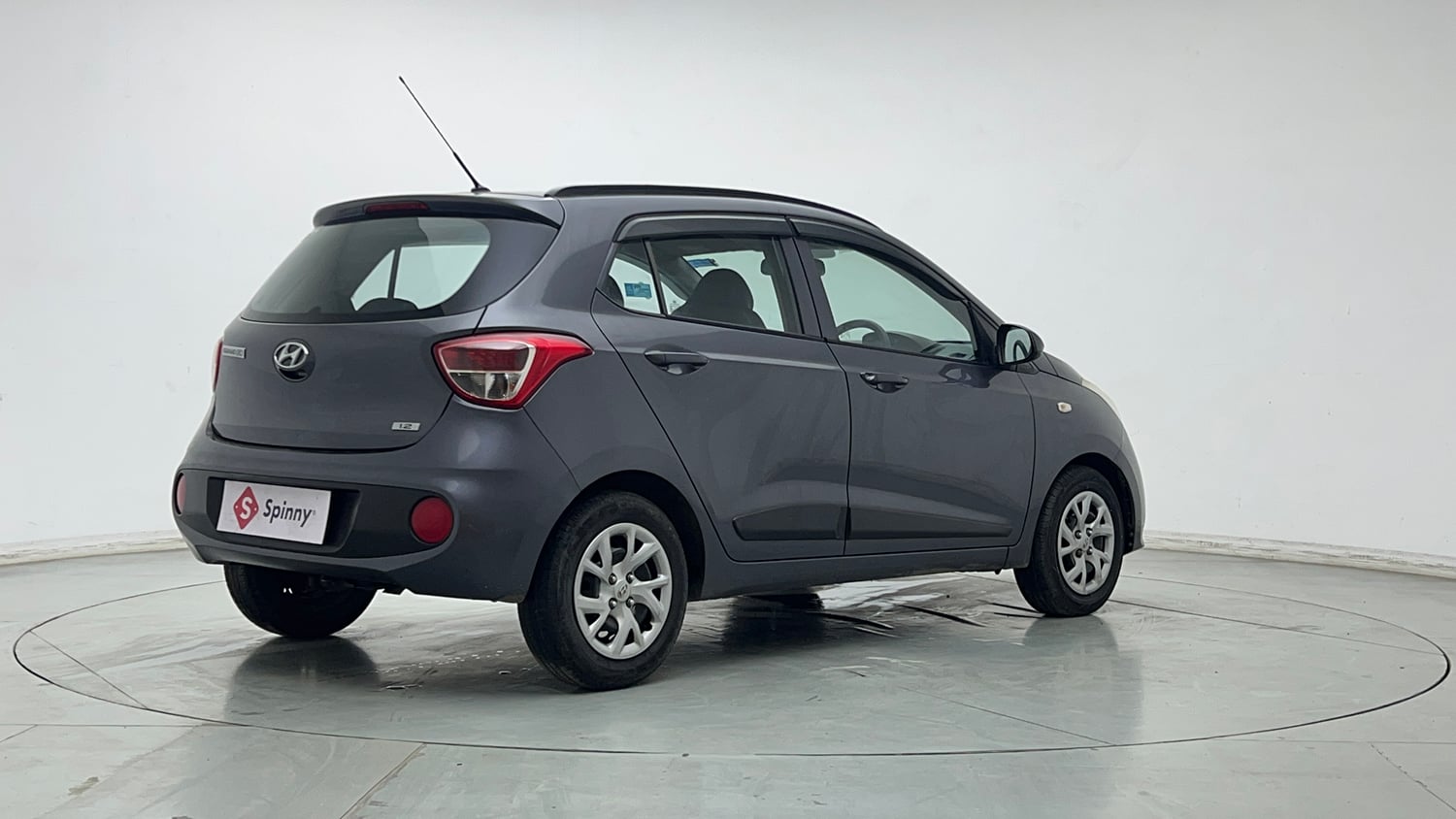 Used 2019 Hyundai Grand i10 Magna 1.2 Kappa VTVT Petrol Manual exterior RIGHT REAR CORNER VIEW