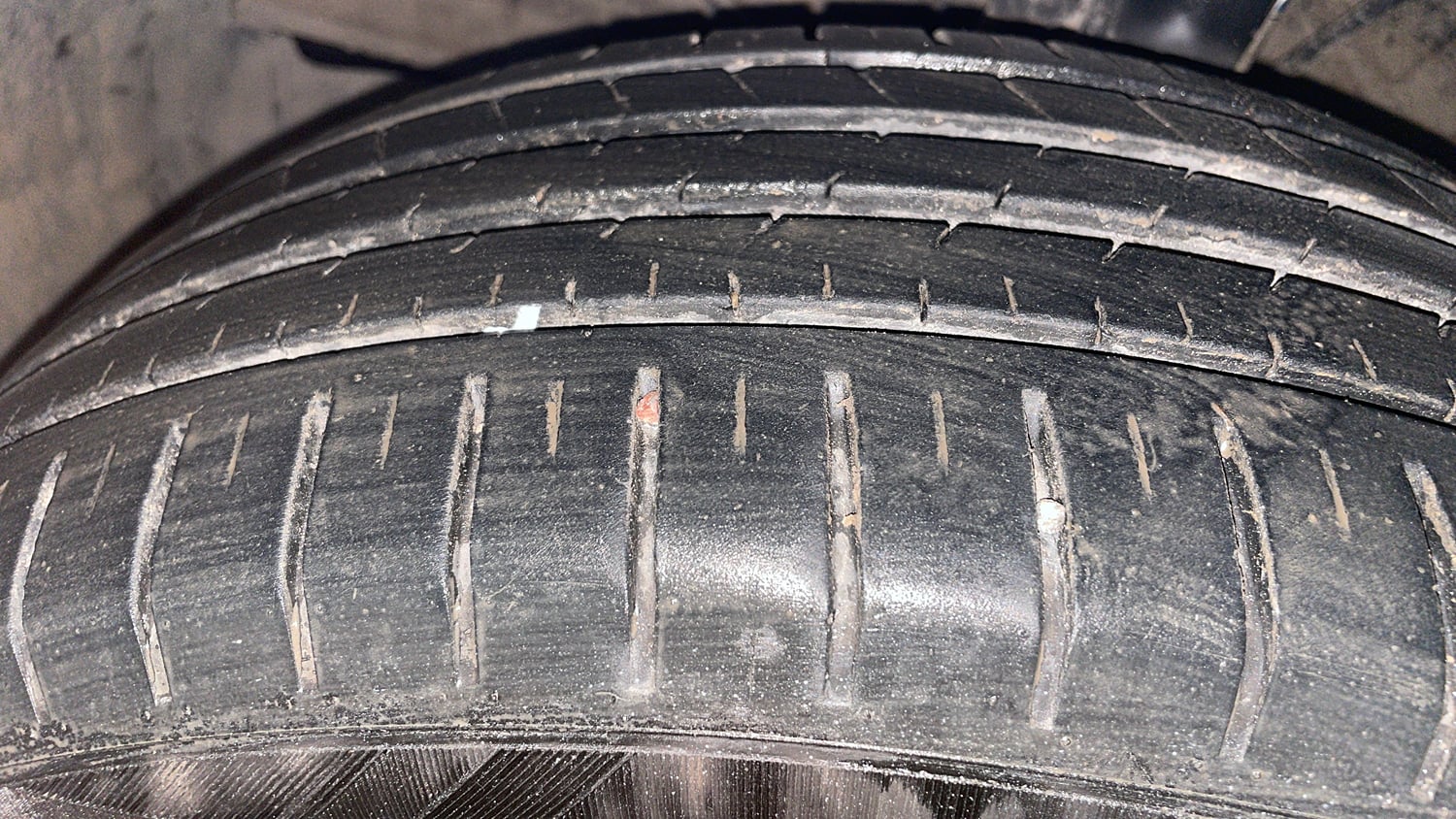 Used 2024 Maruti Suzuki Baleno Zeta AGS Petrol Automatic tyres LEFT FRONT TYRE TREAD VIEW