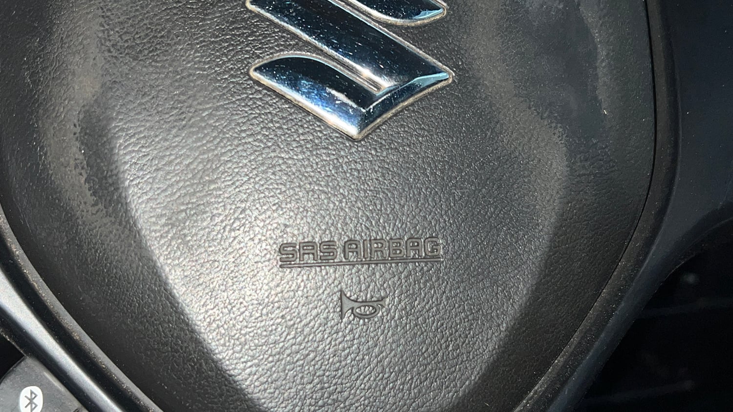 Used 2016 Maruti Suzuki Baleno Delta 1.2 AT Petrol Automatic top_features Airbags