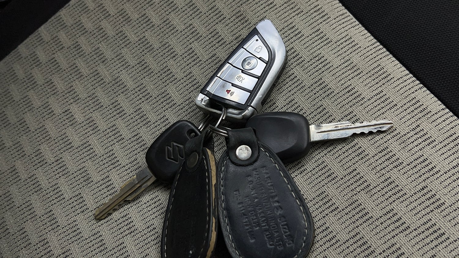 Used 2022 Maruti Suzuki Alto 800 LXi (O) Petrol Manual extra CAR KEY VIEW