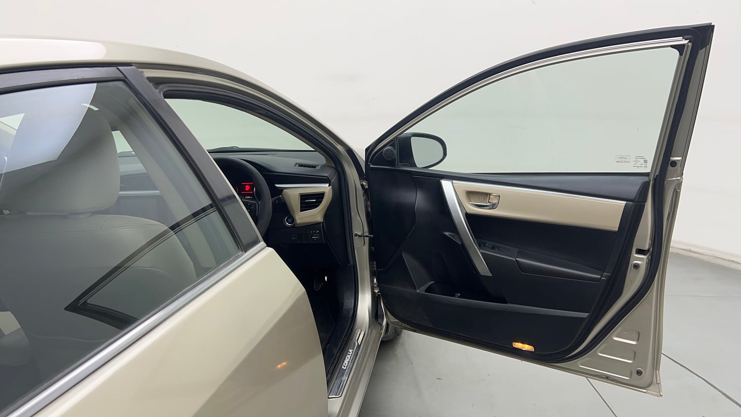 Used 2016 Toyota Corolla Altis VL AT Petrol Petrol Automatic interior RIGHT FRONT DOOR OPEN VIEW