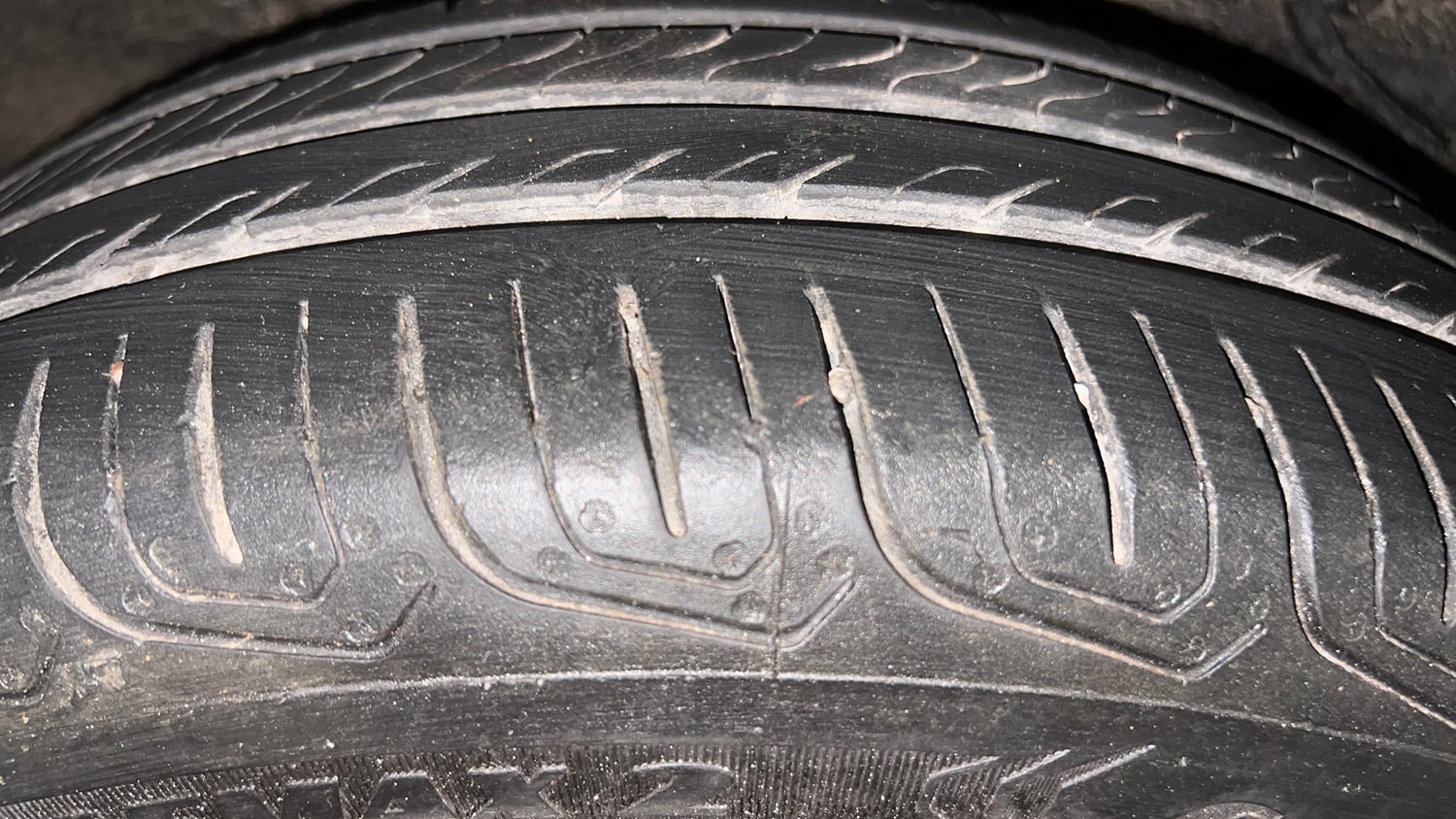 Used 2021 Tata Tiago XT Petrol Manual tyres RIGHT REAR TYRE TREAD VIEW