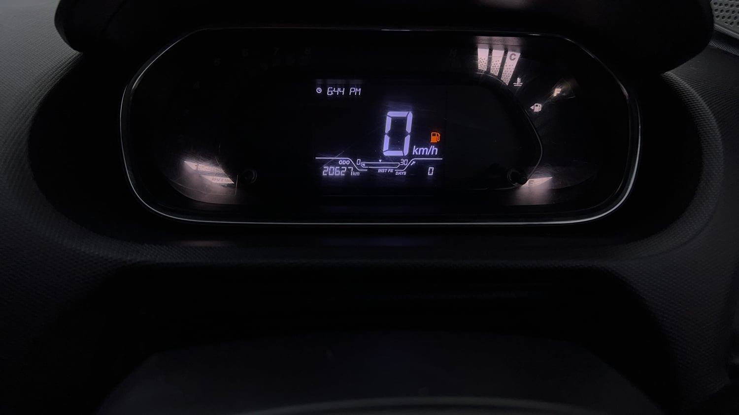 Used 2021 Tata Tiago XT Petrol Manual interior CLUSTERMETER VIEW