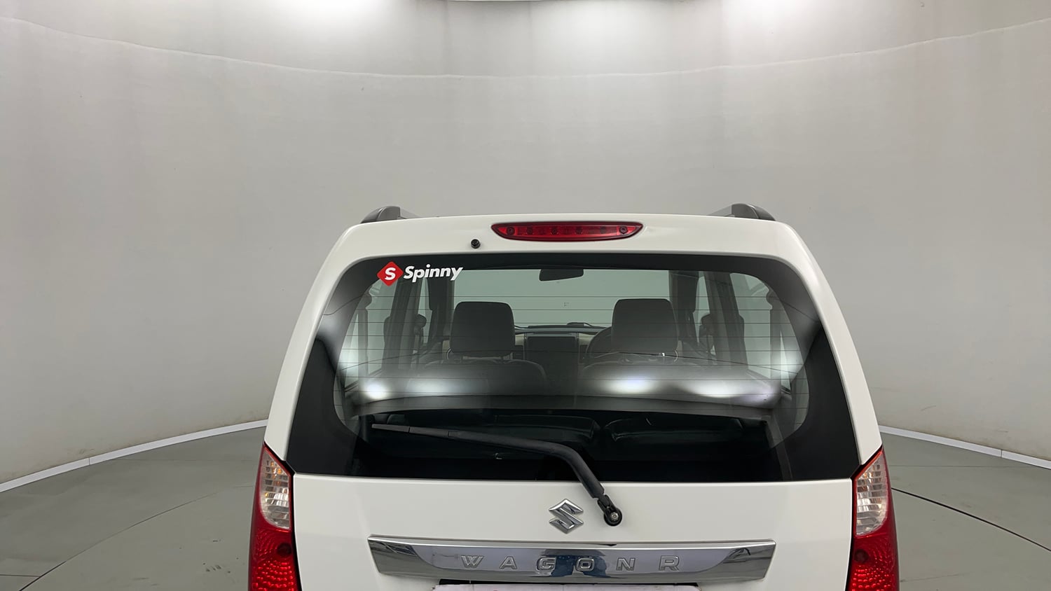 Used 2017 Maruti Suzuki Wagon R 1.0 VXI AMT Petrol Automatic exterior BACK WINDSHIELD VIEW