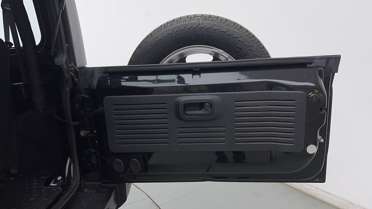 Used 2024 Mahindra Thar LX Hard Top Diesel MT RWD Diesel Manual interior DICKY DOOR OPEN VIEW