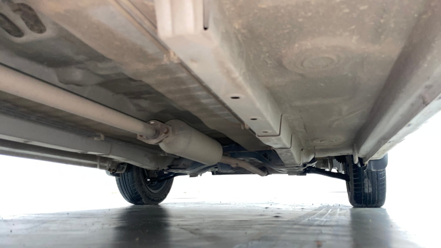 Used 2017 Maruti Suzuki Wagon R 1.0 VXI AMT Petrol Automatic extra REAR RIGHT UNDERBODY VIEW