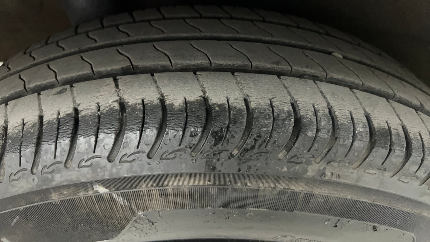 Used 2023 Maruti Suzuki Wagon R ZXI 1.2 Petrol Manual tyres RIGHT REAR TYRE TREAD VIEW