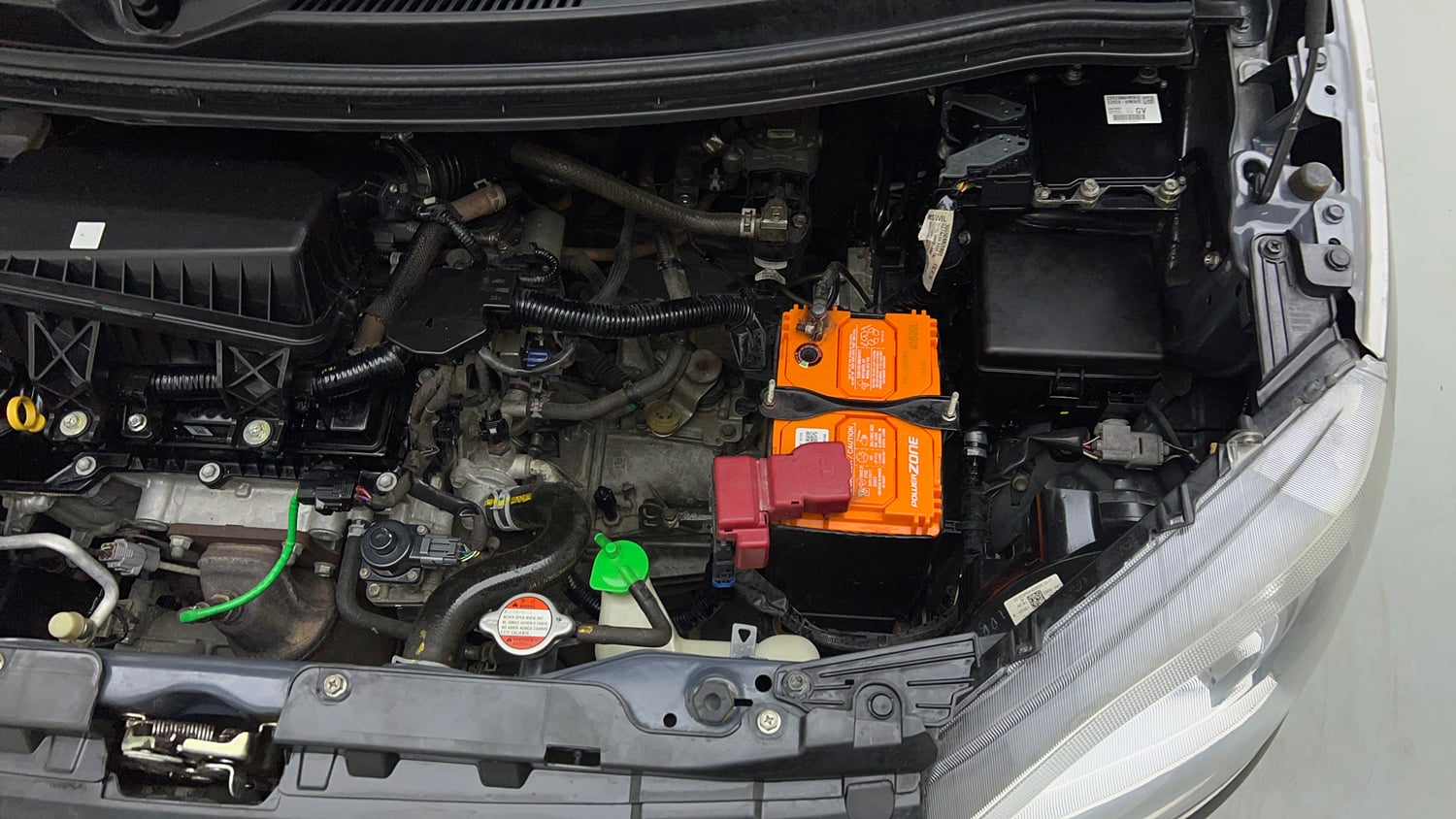Used 2023 Maruti Suzuki Wagon R VXI 1.0 CNG Cng Manual engine ENGINE LEFT SIDE VIEW