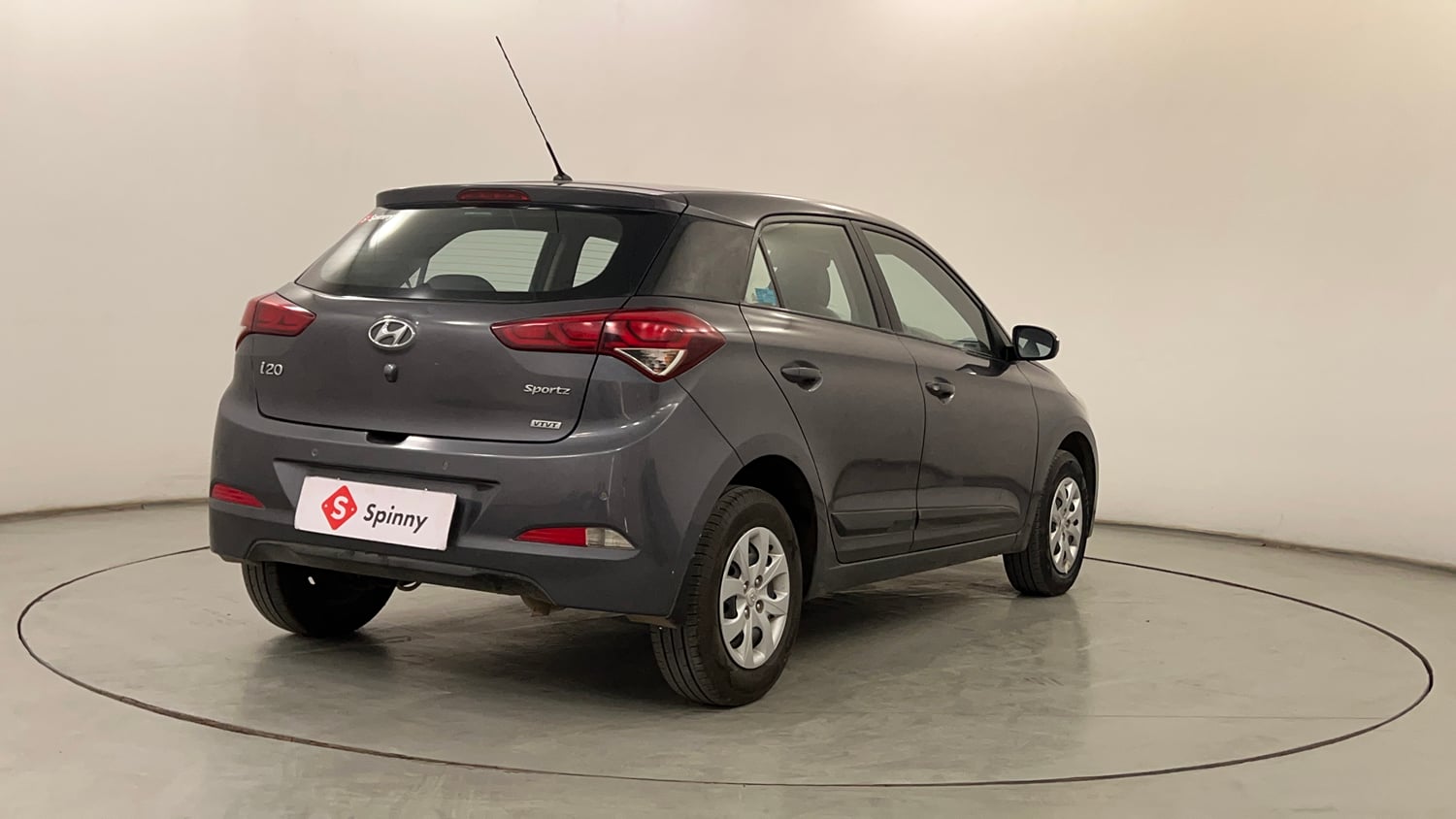 Used 2015 Hyundai Elite i20 Sportz 1.2 Petrol Manual exterior RIGHT REAR CORNER VIEW