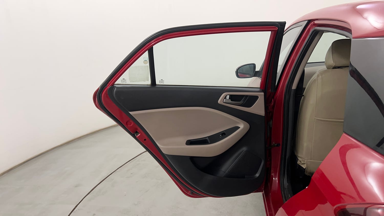 Used 2016 Hyundai Elite i20 Sportz 1.2 Petrol Manual interior LEFT REAR DOOR OPEN VIEW