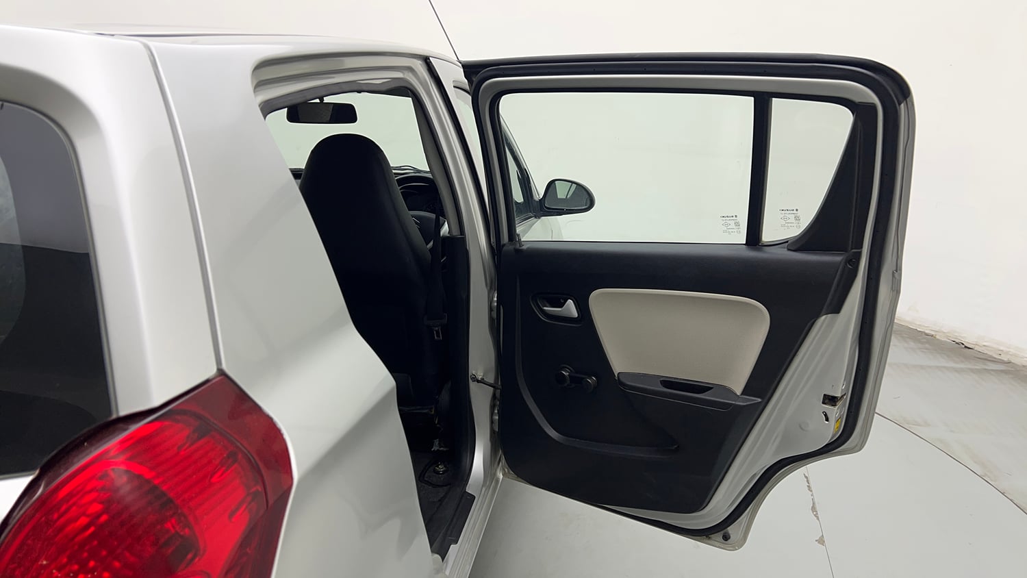 Used 2022 Maruti Suzuki Alto 800 LXi (O) Petrol Manual interior RIGHT REAR DOOR OPEN VIEW