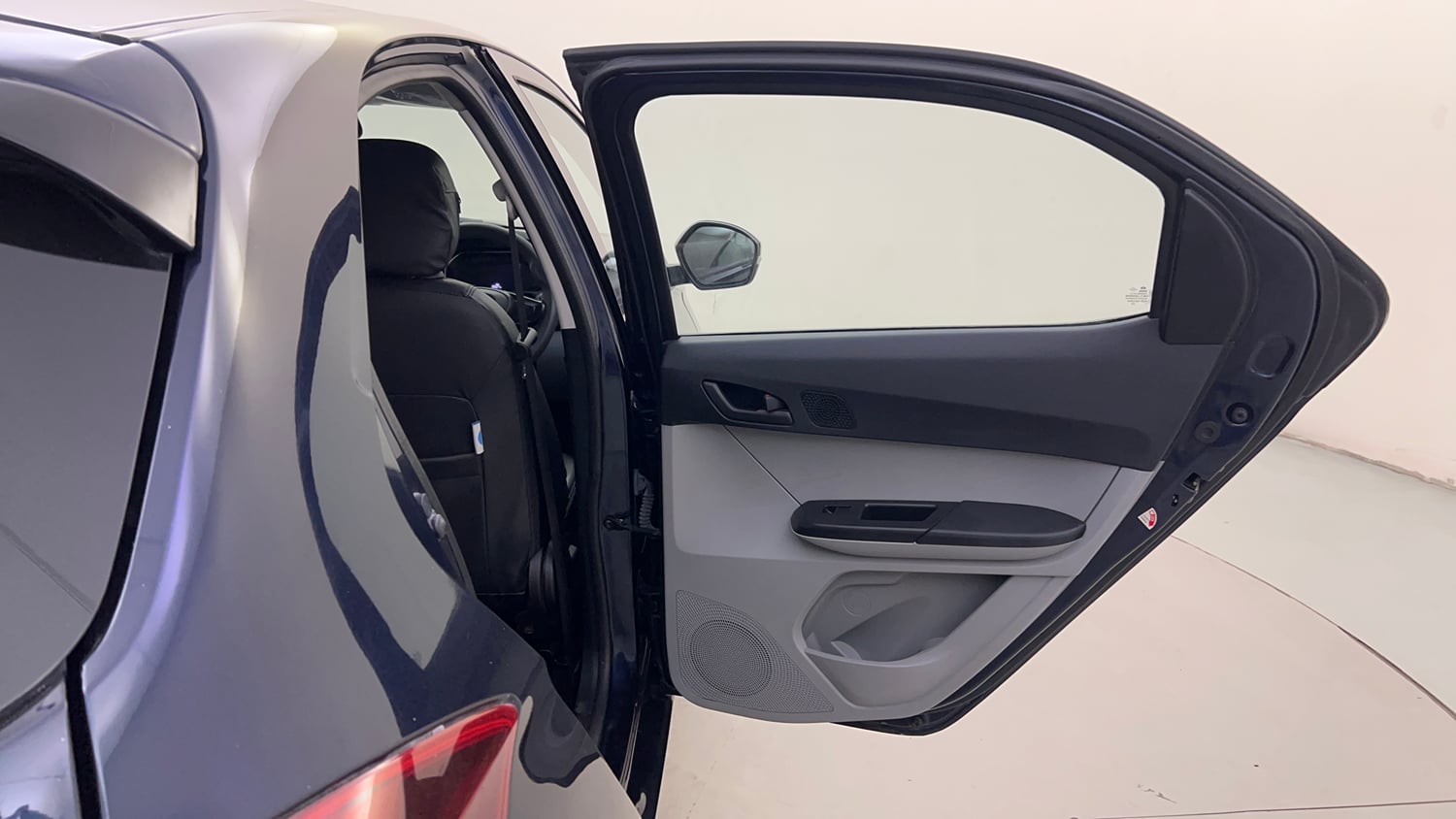 Used 2021 Tata Tiago XT Petrol Manual interior RIGHT REAR DOOR OPEN VIEW
