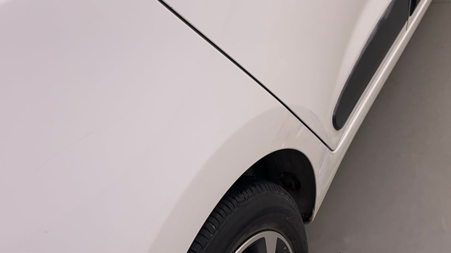 Used 2015 Hyundai Xcent SX 1.2 (O) Petrol Manual dents MINOR DENT