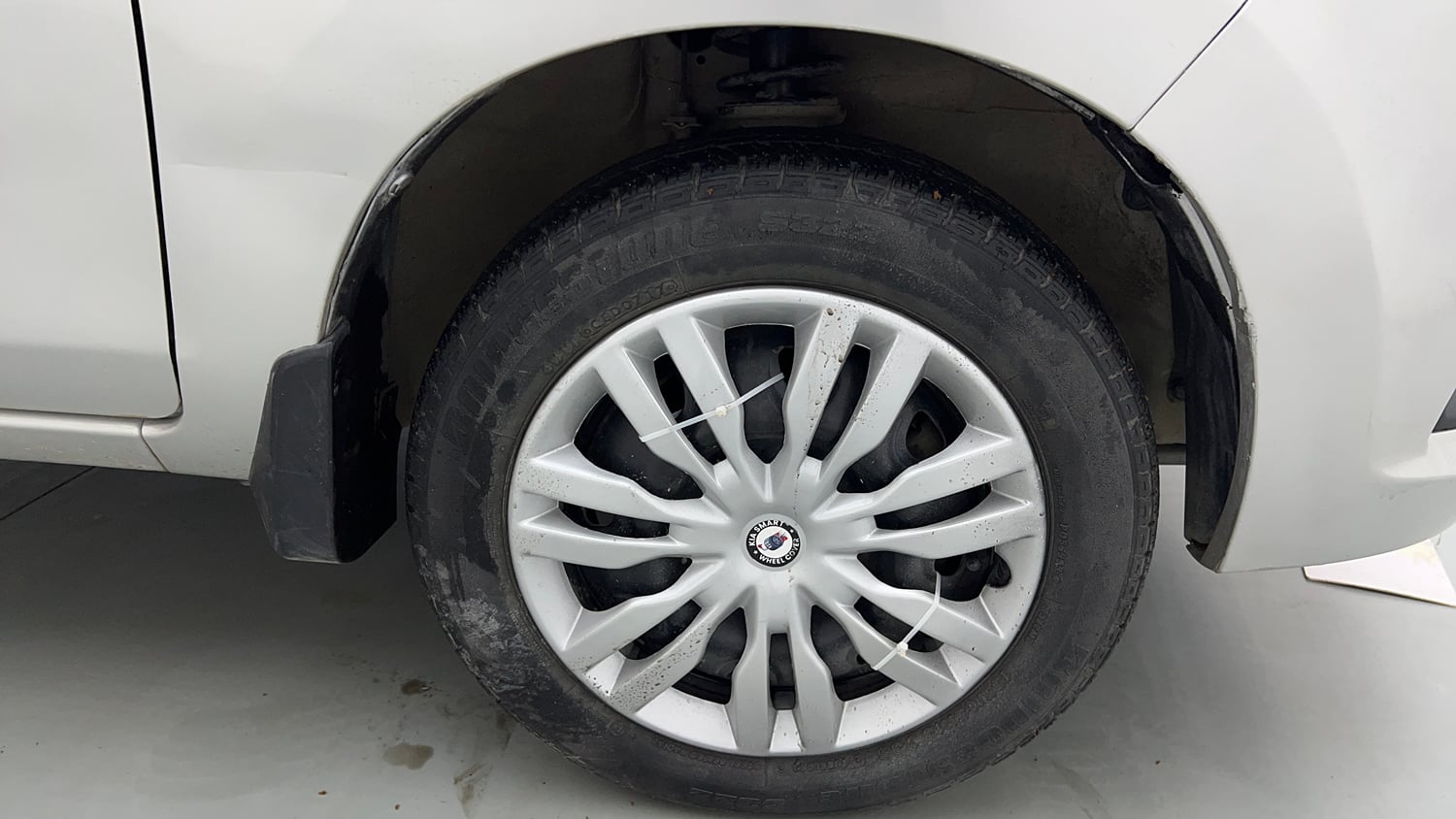 Used 2017 maruti-suzuki Alto K10 VXi (O) AMT Petrol Automatic tyres RIGHT FRONT TYRE RIM VIEW