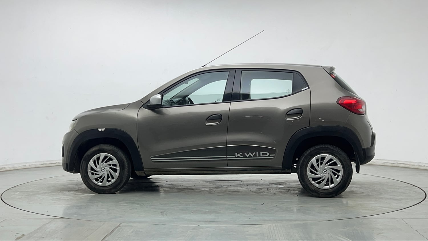 Used 2019 Renault Kwid 1.0 RXT AMT Opt Petrol Automatic exterior LEFT SIDE VIEW