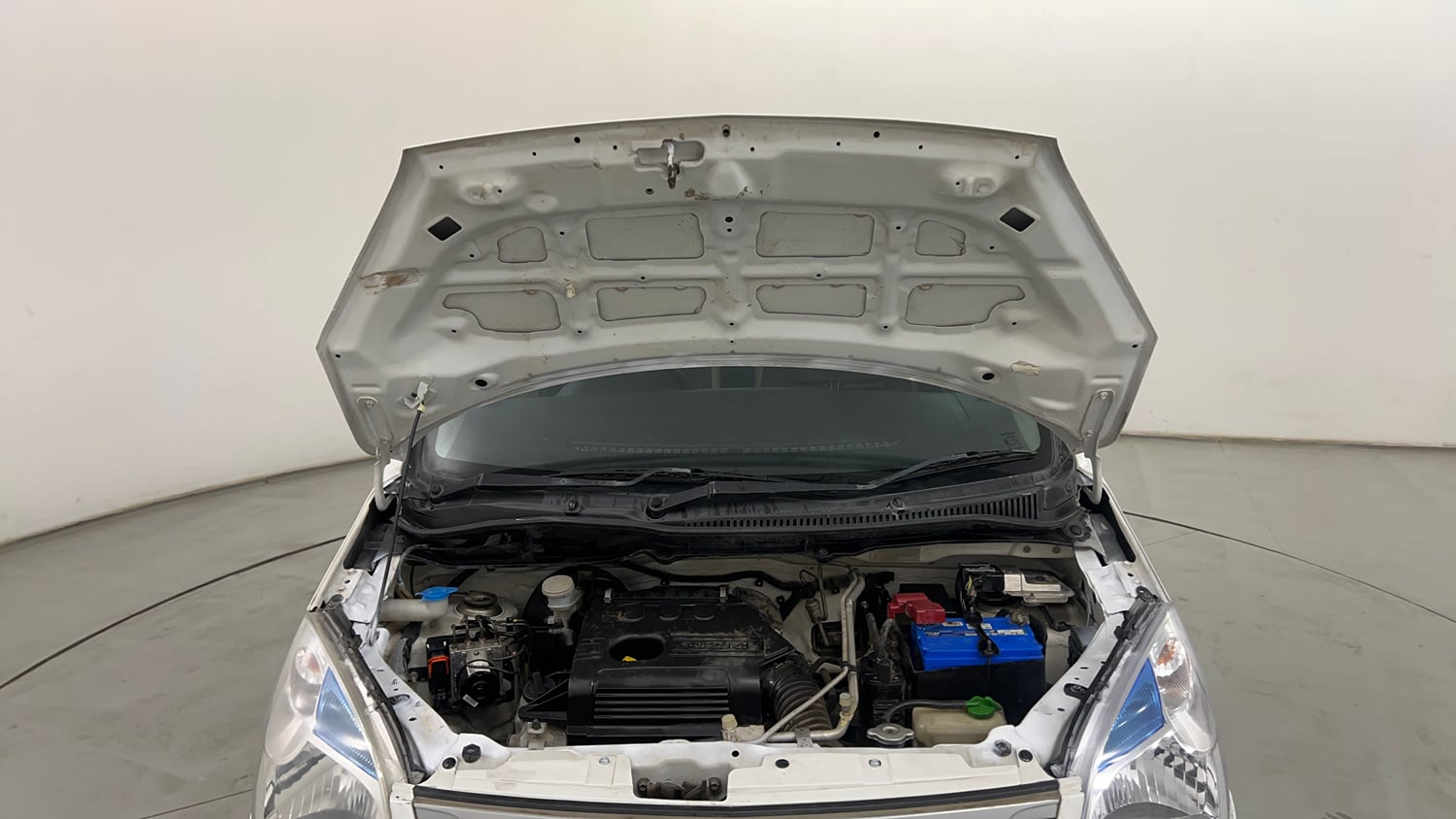 Used 2017 Maruti Suzuki Wagon R 1.0 VXI AMT (O) Petrol Automatic engine ENGINE & BONNET OPEN FRONT VIEW