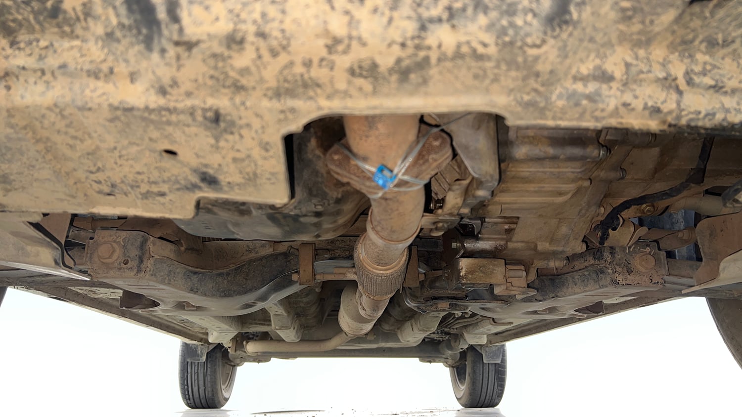 Used 2022 Tata Nexon XZA Plus Petrol Automatic extra FRONT LEFT UNDERBODY VIEW