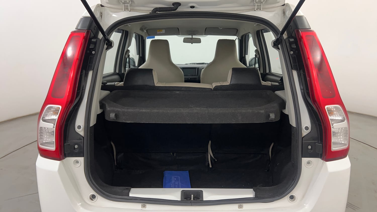 Used 2023 Maruti Suzuki Wagon R ZXI 1.2 Petrol Manual interior DICKY INSIDE VIEW