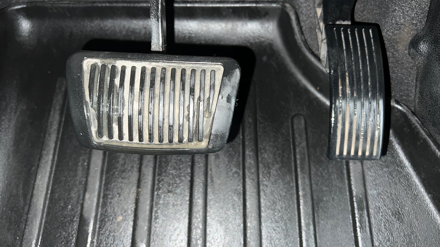 Used 2019 Hyundai Venue SX Plus 1.0 Turbo DCT Petrol Automatic interior PEDALS VIEW