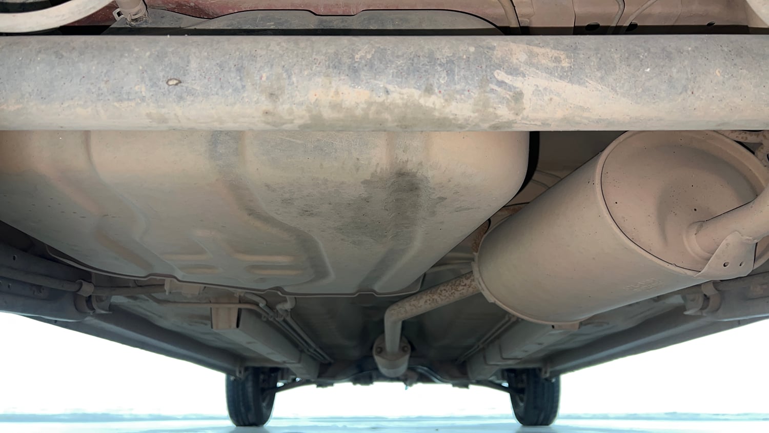 Used 2017 Maruti Suzuki Wagon R LXI CNG Cng Manual extra REAR UNDERBODY VIEW (TAKEN FROM REAR)