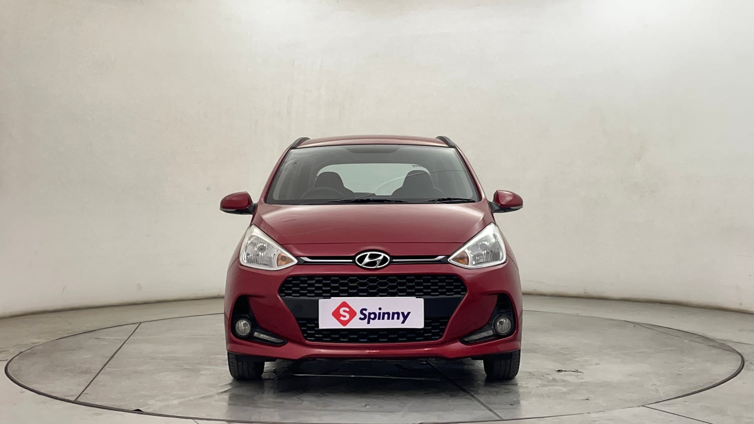 Used 2018 Hyundai Grand i10 Asta 1.2 Kappa VTVT Petrol Manual exterior FRONT VIEW