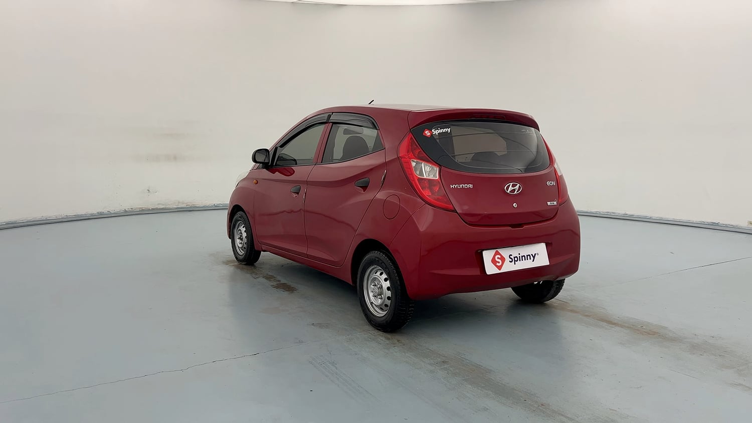 Used 2015 Hyundai Eon Era + Petrol Manual exterior LEFT REAR CORNER VIEW