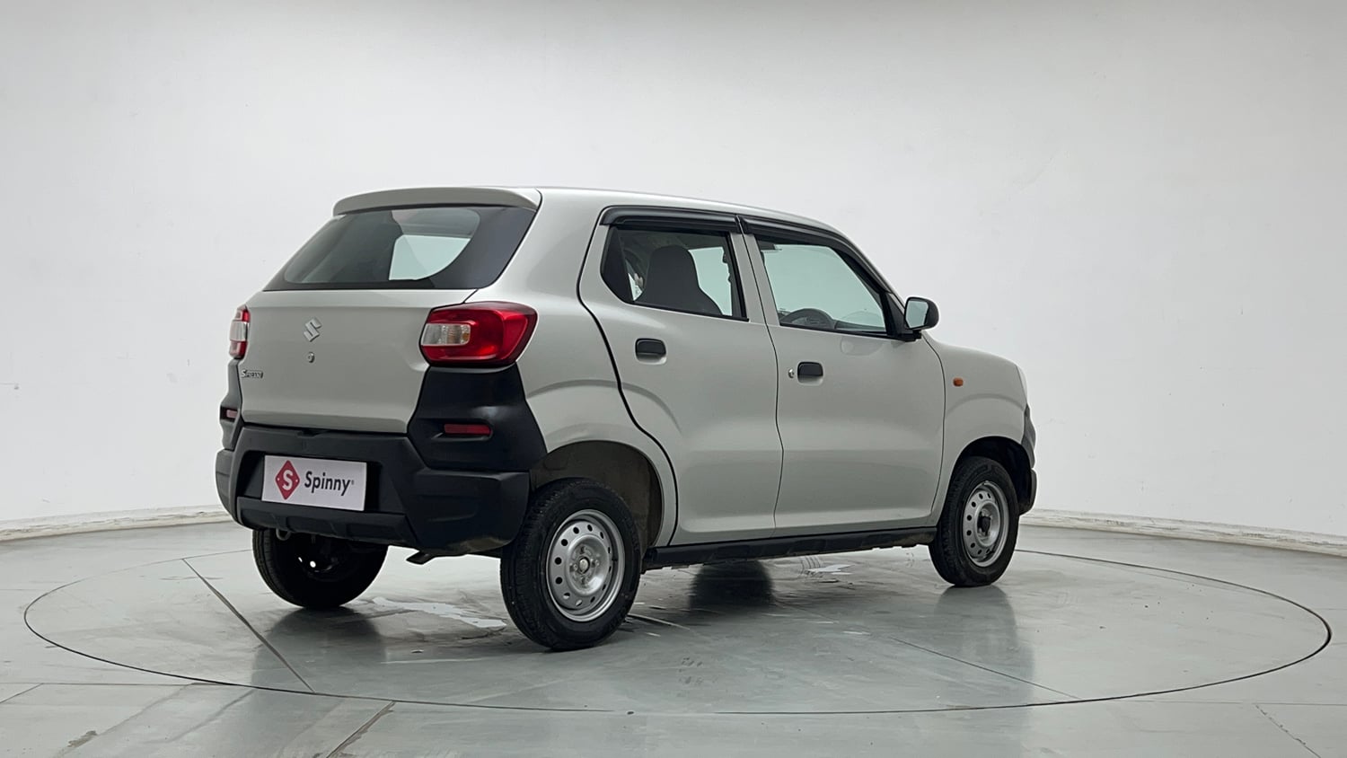 Used 2025 Maruti Suzuki S-Presso Lxi (O) Petrol Manual exterior RIGHT REAR CORNER VIEW