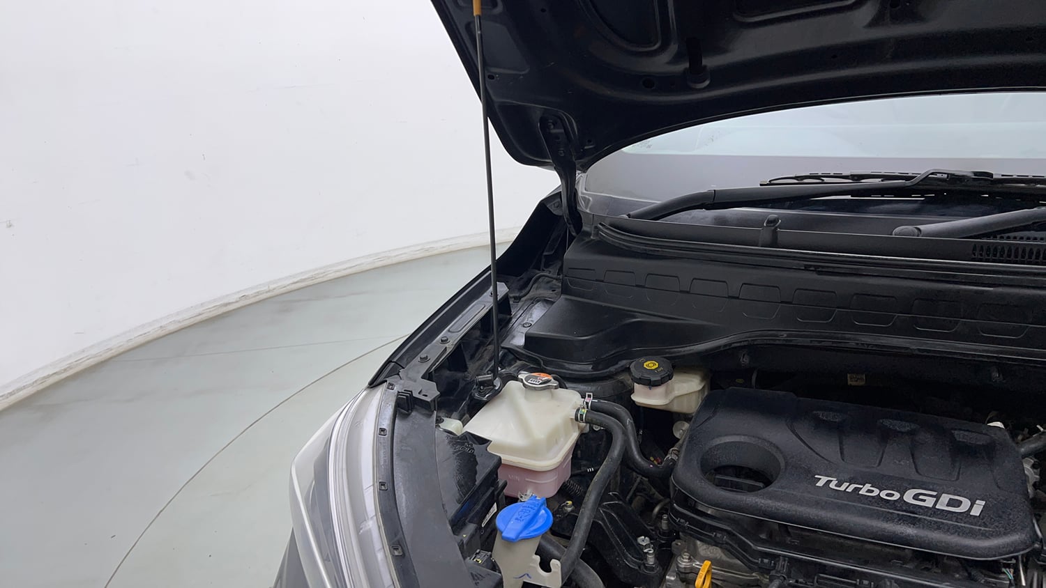Used 2023 Kia Sonet HTX 1.0 Turbo Petrol DCT Petrol Automatic engine ENGINE RIGHT SIDE HINGE & APRON VIEW