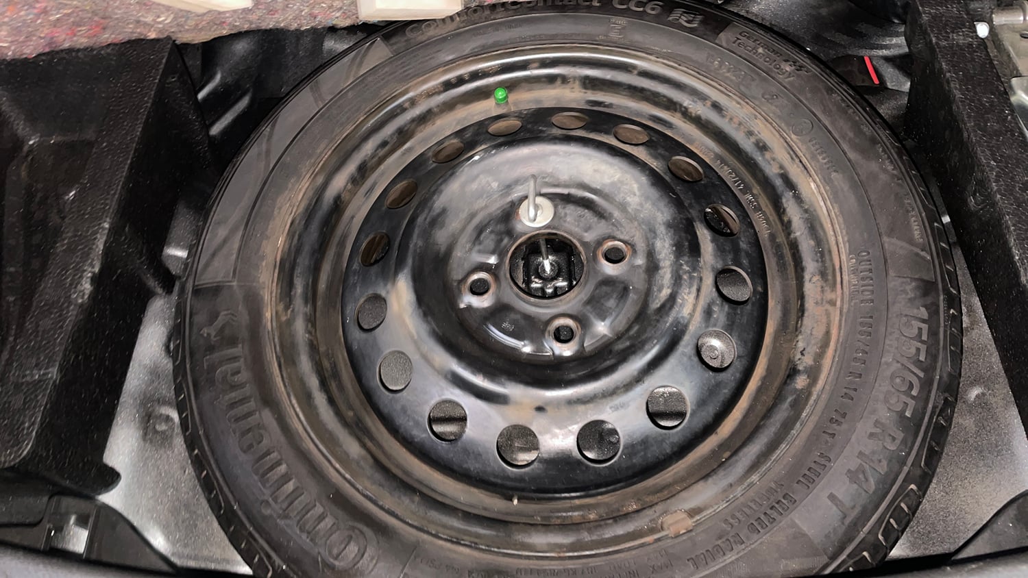Used 2015 Maruti Suzuki Wagon R VXI Petrol Manual tyres SPARE TYRE VIEW