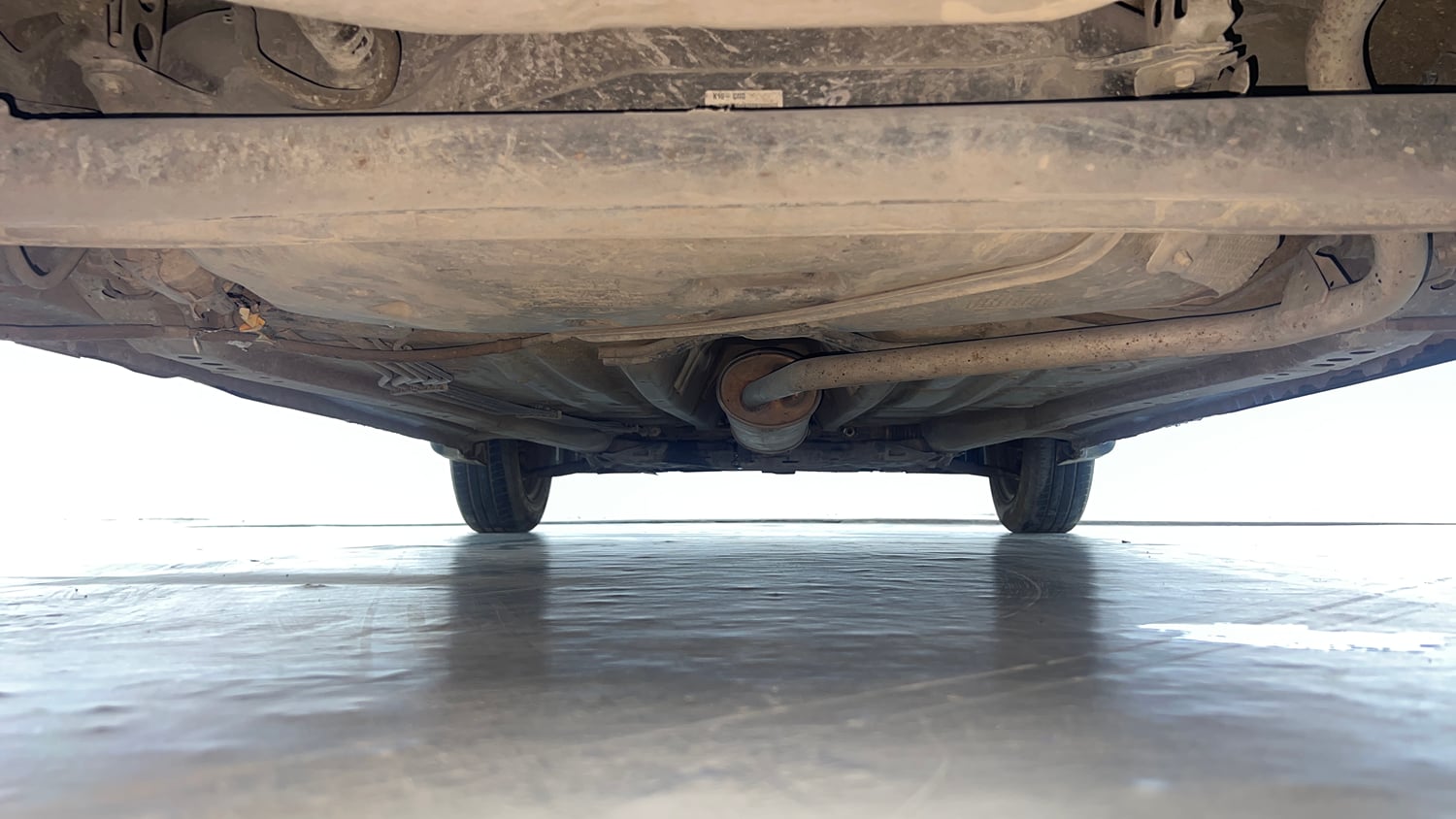 Used 2022 Maruti Suzuki Wagon R VXI 1.0 CNG Cng Manual extra REAR UNDERBODY VIEW (TAKEN FROM REAR)