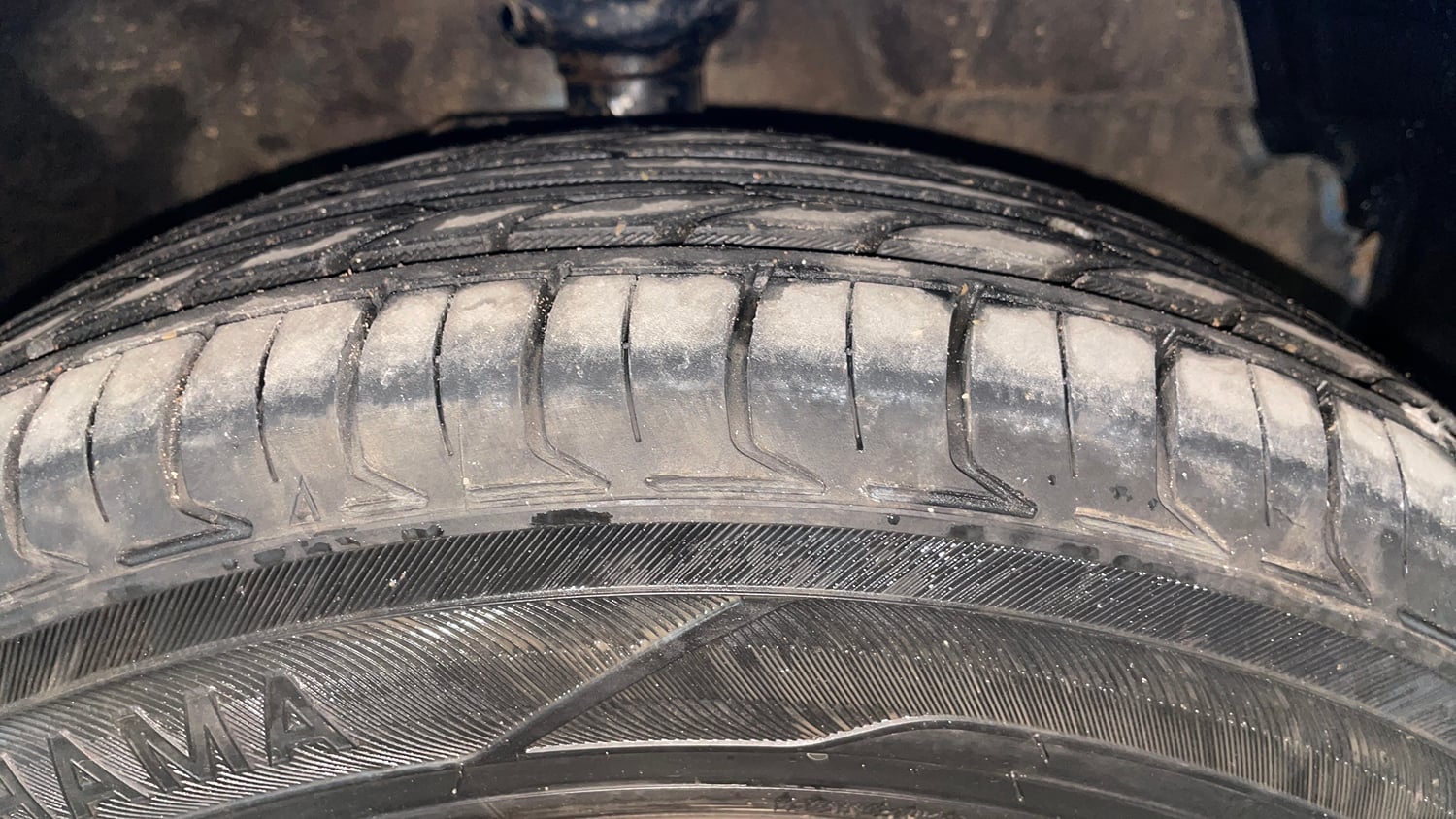 Used 2016 Maruti Suzuki Celerio VXi AMT Petrol Automatic tyres RIGHT FRONT TYRE TREAD VIEW
