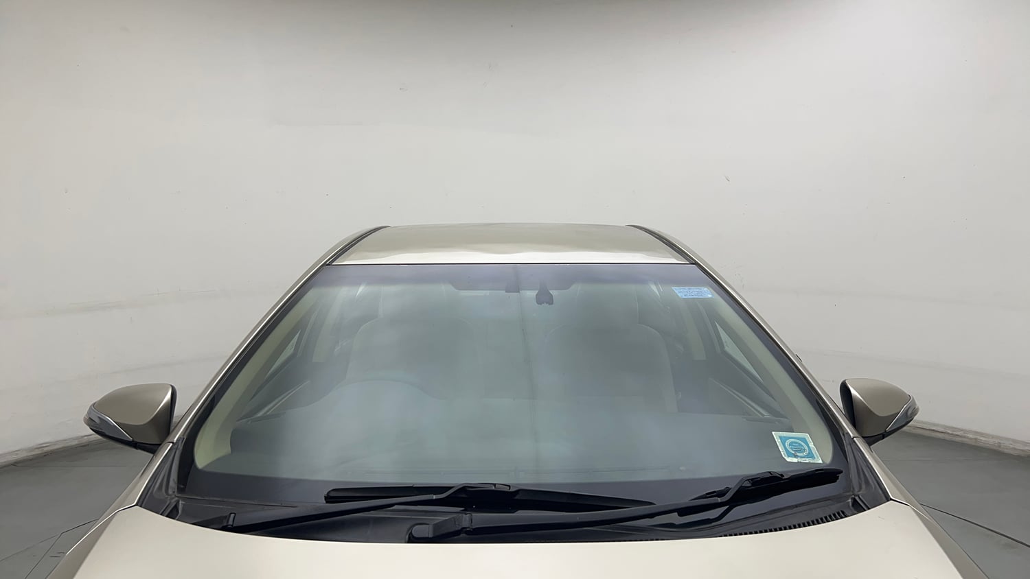 Used 2016 Toyota Corolla Altis VL AT Petrol Petrol Automatic exterior FRONT WINDSHIELD VIEW