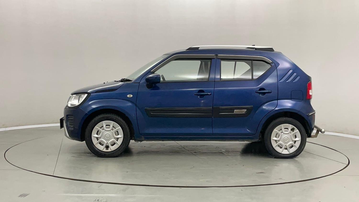 Used 2021 Maruti Suzuki Ignis Sigma 1.2 MT Petrol Manual exterior LEFT SIDE VIEW