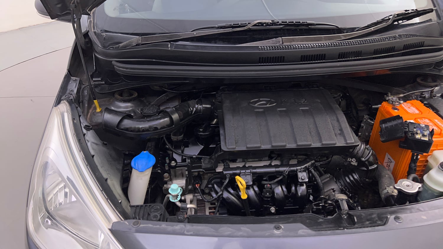 Used 2016 Hyundai Grand i10 Asta 1.2 Kappa VTVT (O) Petrol Manual engine ENGINE RIGHT SIDE HINGE & APRON VIEW