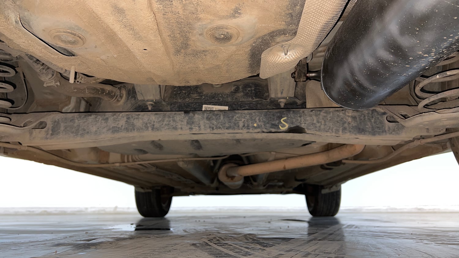 Used 2023 Kia Sonet HTX 1.0 Turbo Petrol DCT Petrol Automatic extra REAR UNDERBODY VIEW (TAKEN FROM REAR)