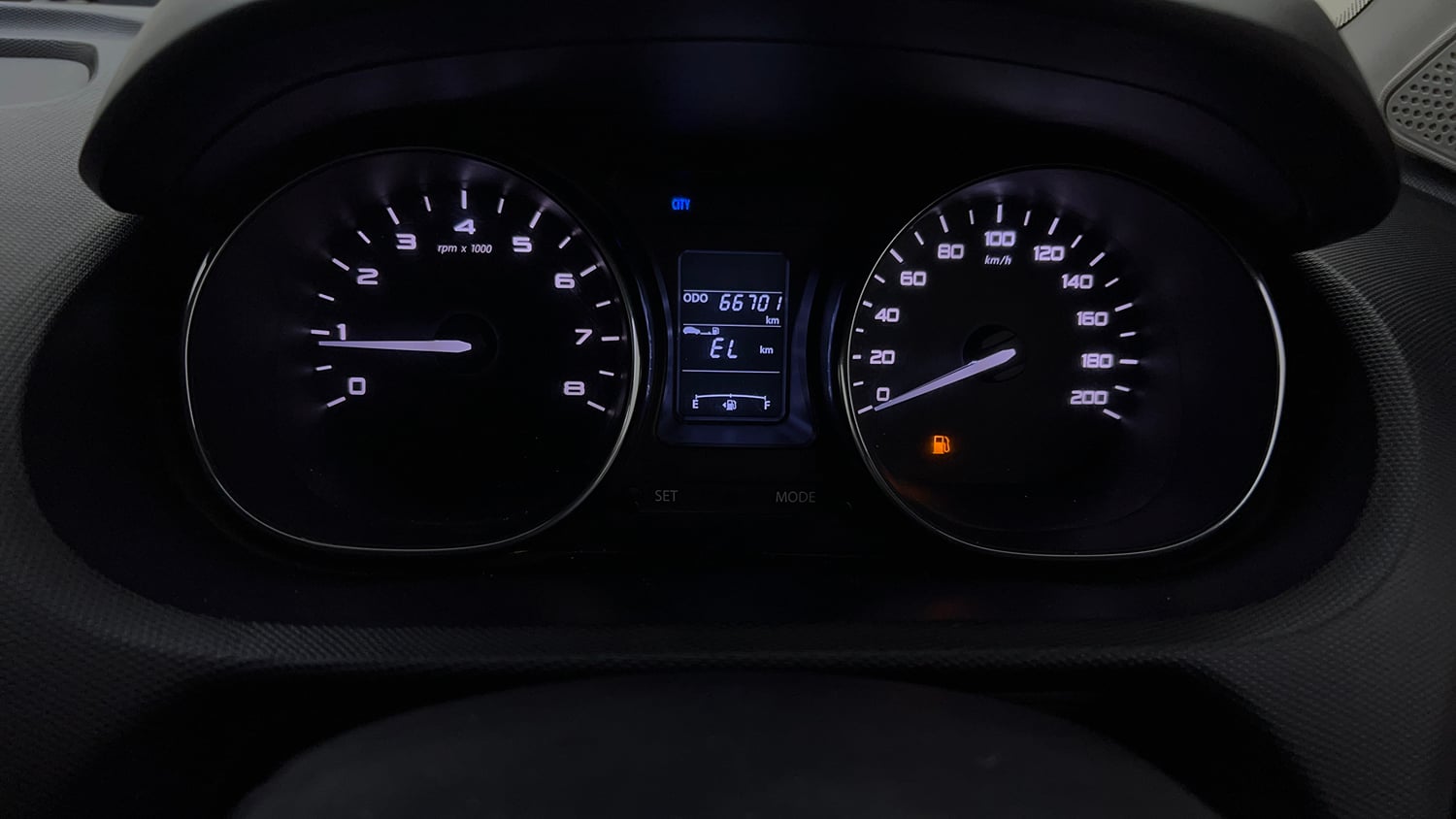 Used 2019 Tata Tiago Revotron XZ Plus Dual Tone Petrol Manual interior CLUSTERMETER VIEW