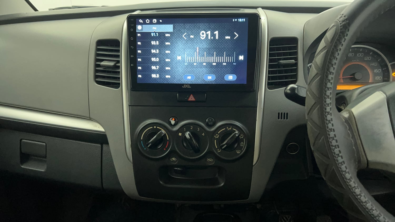 Used 2012 Maruti Suzuki Wagon R 1.0 VXI Petrol + CNG (Outside Fitted) Cng Manual interior MUSIC SYSTEM & AC CONTROL VIEW