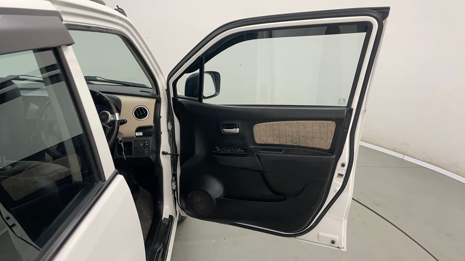 Used 2017 Maruti Suzuki Wagon R 1.0 VXI AMT Petrol Automatic interior RIGHT FRONT DOOR OPEN VIEW