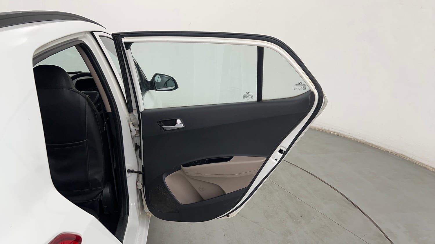 Used 2015 Hyundai Grand i10 Sportz 1.2 Kappa VTVT Petrol Manual interior RIGHT REAR DOOR OPEN VIEW