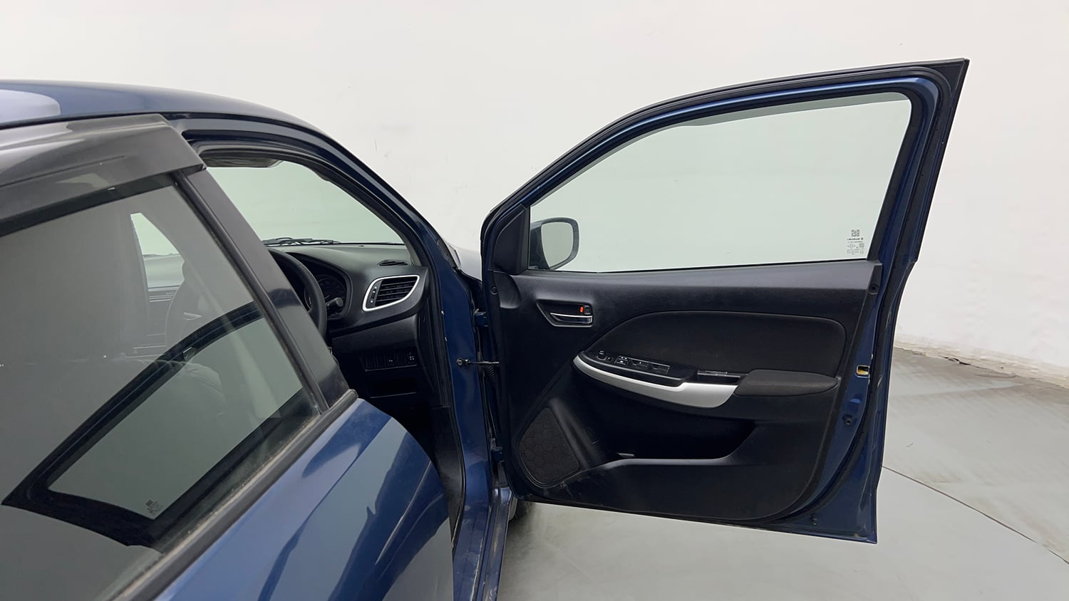 Used 2016 Maruti Suzuki Baleno Delta 1.2 AT Petrol Automatic interior RIGHT FRONT DOOR OPEN VIEW