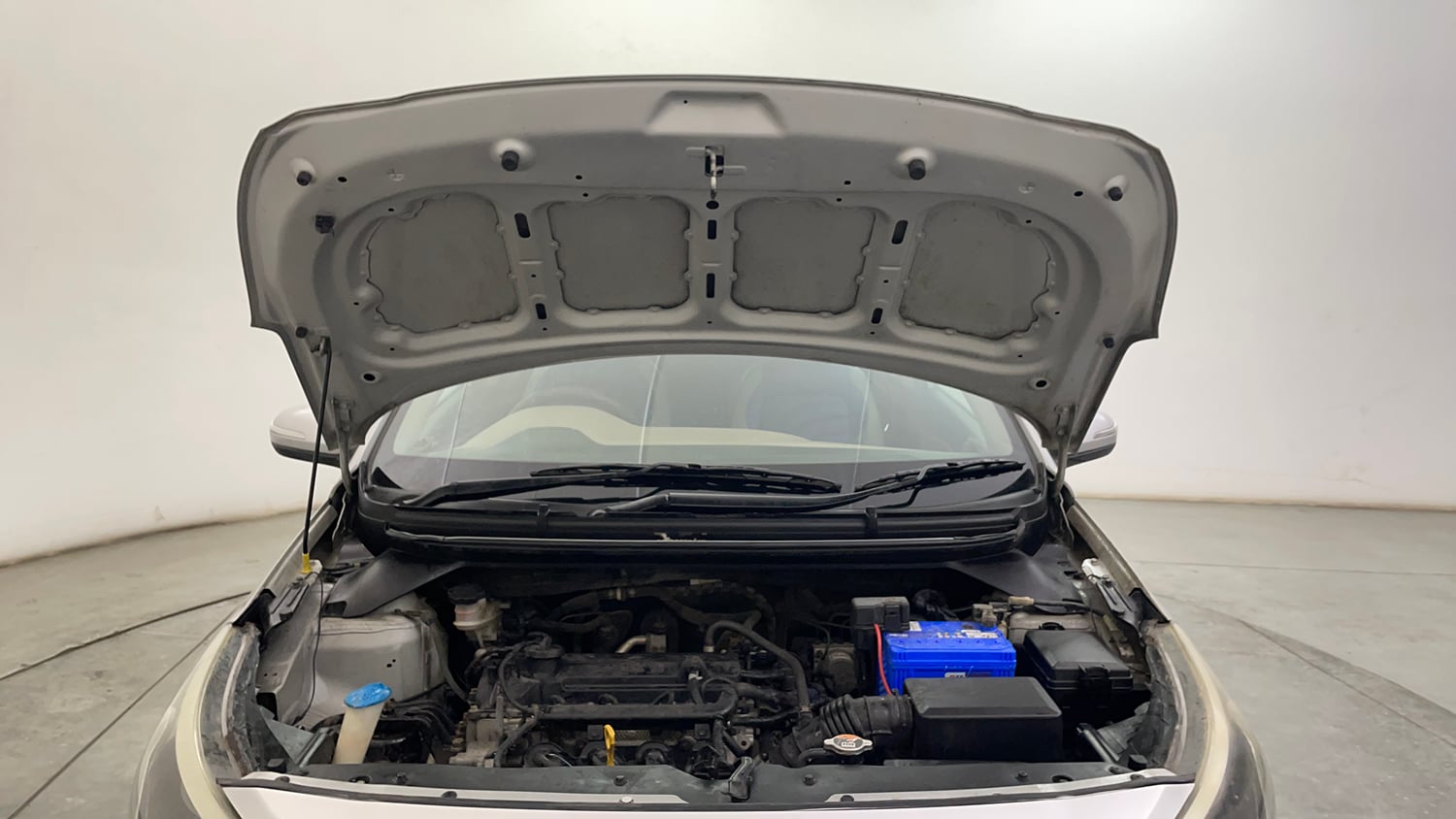 Used 2017 Hyundai Elite i20 Asta 1.2 Petrol Manual engine ENGINE & BONNET OPEN FRONT VIEW