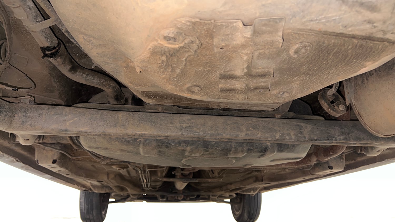 Used 2019 Tata Tiago Revotron XZ Plus Dual Tone Petrol Manual extra REAR UNDERBODY VIEW (TAKEN FROM REAR)