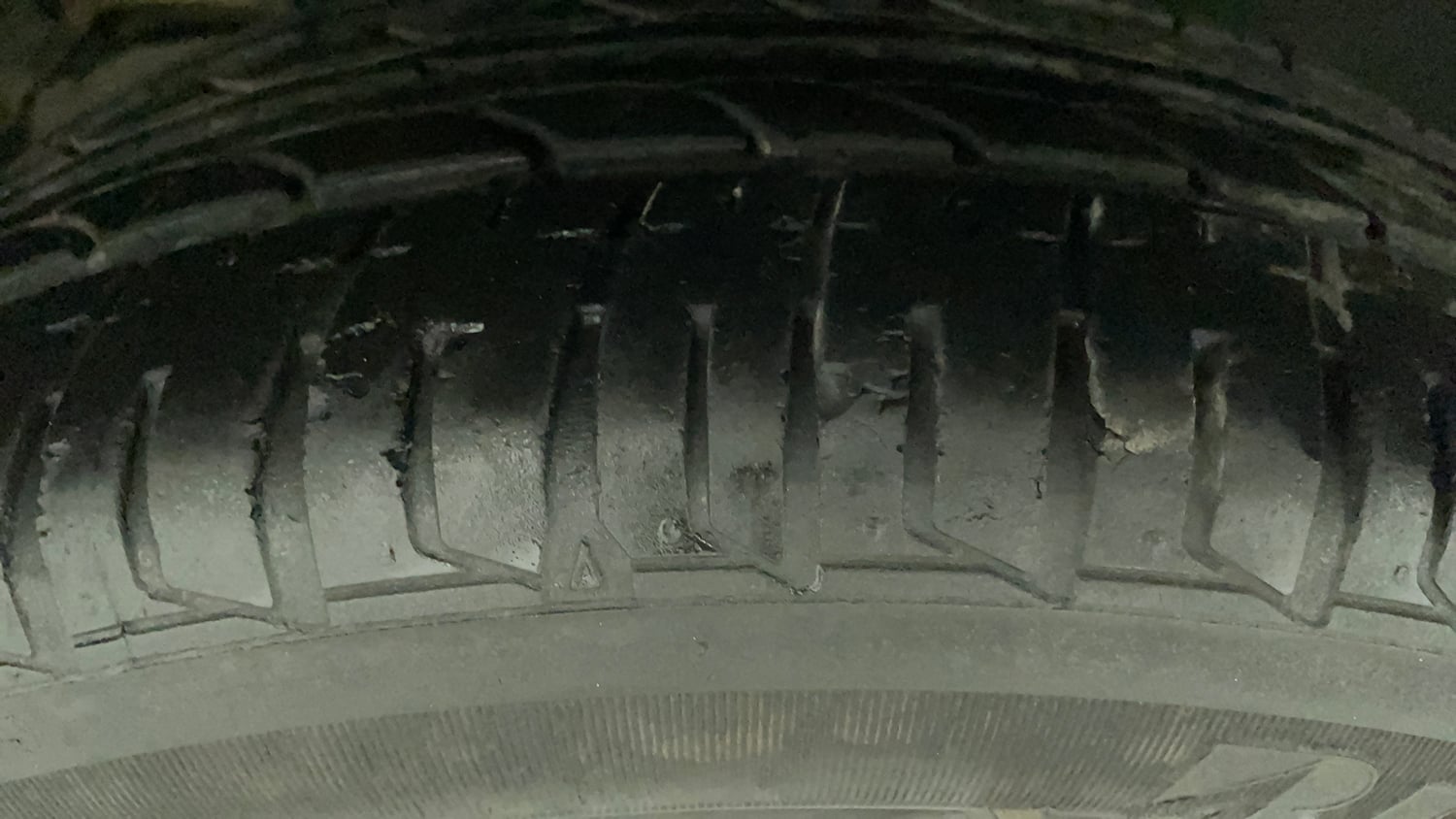 Used 2023 Tata Tiago XT (O) Petrol Manual tyres LEFT FRONT TYRE TREAD VIEW