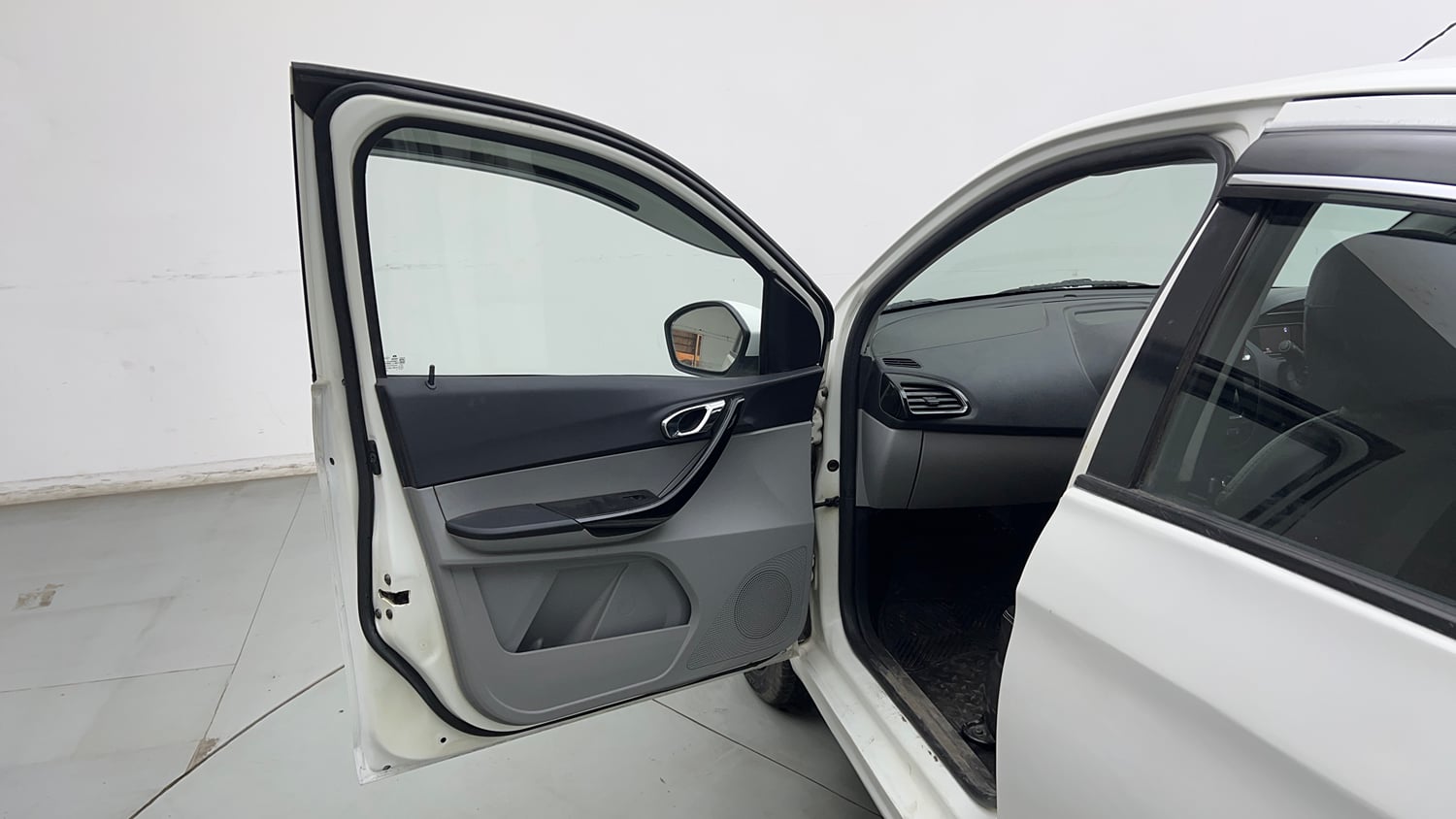 Used 2020 Tata Tiago XZA Petrol Automatic interior LEFT FRONT DOOR OPEN VIEW