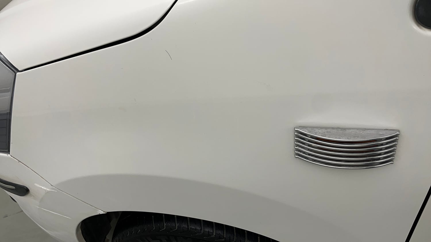Used 2017 Maruti Suzuki Wagon R 1.0 VXI AMT Petrol Automatic dents MINOR SCRATCH